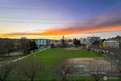 5304 9th Ave NW, Seattle, WA 98107