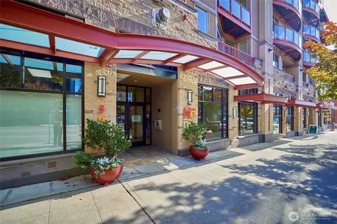 5650 24th Ave NW #205, Seattle, WA 98107