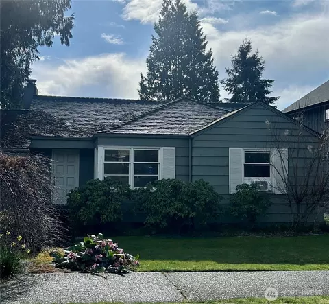 4543 Purdue Ave NE, Seattle, WA 98105
