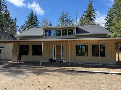 5643 SE Aloha Ln, Port Orchard, WA 98367