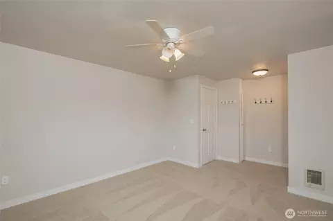 2852 Sun Mountain Dr, Enumclaw, WA 98022 photo 16