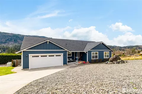 18034 Mariposa Ln, Mount Vernon, WA 98274