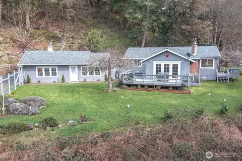 166 Cayou Valley Rd, Eastsound, WA 98245