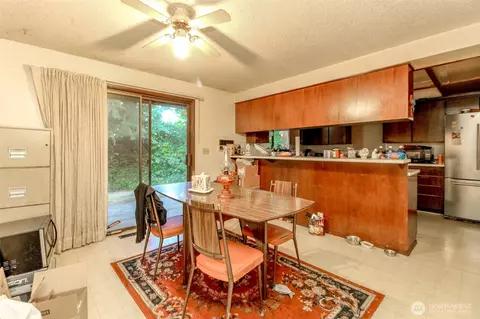 424 E 80th St, Tacoma, WA 98404