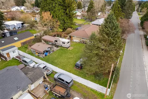 3 Nn 108th St SW, Everett, WA 98204
