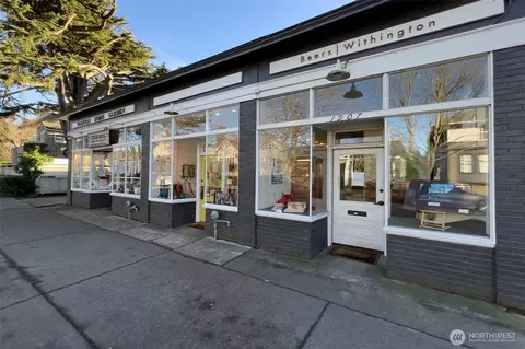 Exterior - 1235 20th Ave E, Seattle, WA 98112 photo 7 of 8