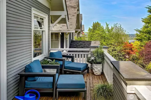 Exterior - 1235 20th Ave E, Seattle, WA 98112 photo 4 of 8