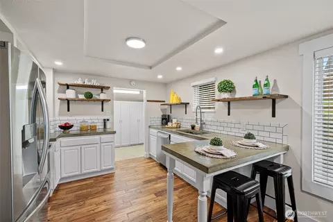Kitchen - 3931 Grand Ave, Everett, WA 98201 photo 1 of 3