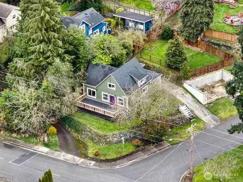 View/Area - 3931 Grand Ave, Everett, WA 98201 photo 1 of 5