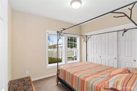 Bedroom - 442 E Maple St, Sequim, WA 98382 photo 3 of 3