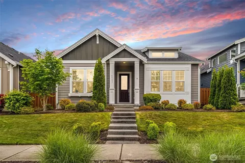 3727 Oakwood St SE, Olympia, WA 98513