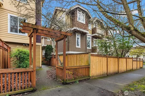 7406 Latona Ave NE #C, Seattle, WA 98115
