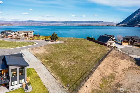 744 Heron Ct, Brewster, WA 98812