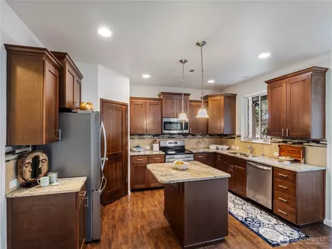 20124 42nd Ave E, Spanaway, WA 98387 photo 12