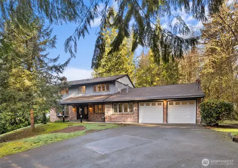 18904 181st Ave NE, Woodinville, WA 98077