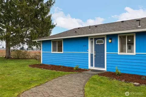 6742 La Monte Dr, Lynden, WA 98264