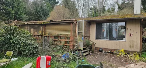 8735 SW Van Olinda Rd, Vashon, WA 98070