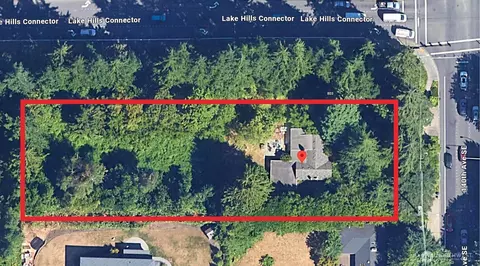 809 140th Ave SE, Bellevue, WA 98005