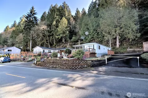 13230 E State Route 106, Belfair, WA 98528