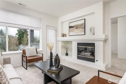 16714 Cobblestone Dr #202, Lynnwood, WA 98037