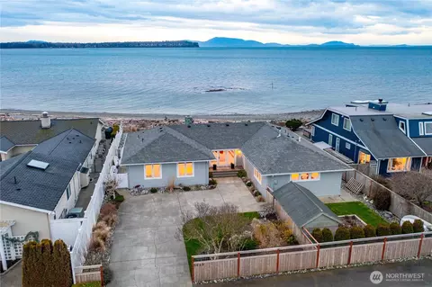 5649 Nakat Way, Blaine, WA 98230