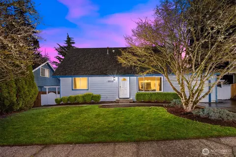 15715 NE 53rd St, Redmond, WA 98052