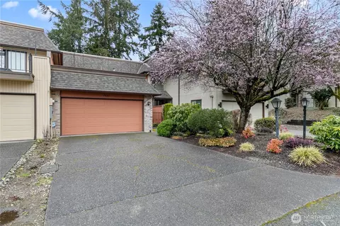 7427 Zircon Dr SW, Lakewood, WA 98498
