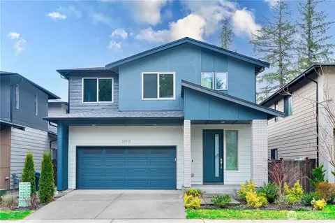 21715 SE 275th St, Maple Valley, WA 98038
