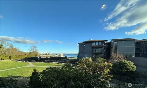 400 Harborview Dr SE #217, Bainbridge Island, WA 98110