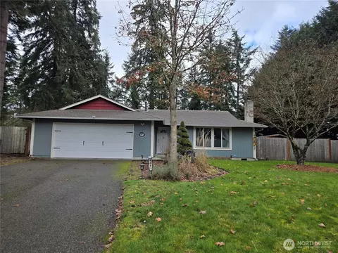 4817 Forest Glen Ct SE, Olympia, WA 98513