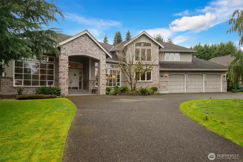 23829 SE 45th St, Issaquah, WA 98029