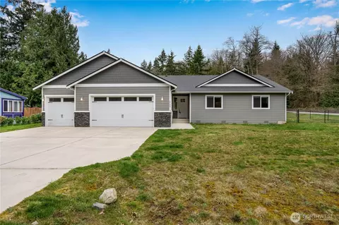 2752 El Camano St, Camano Island, WA 98282