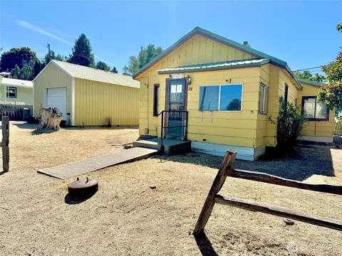 29 Mcnett Ave, Electric City, WA 99123