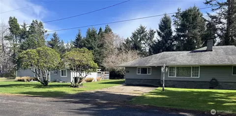 29408 O St, Ocean Park, WA 98640