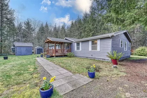 251 E Morris Creek Dr, Belfair, WA 98528