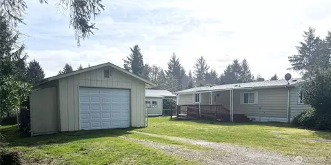 32210 N Pl, Ocean Park, WA 98640