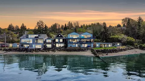 2709 Day Island Blvd W #A, University Place, WA 98466