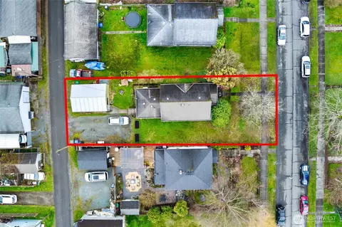 View/Area - 2418 Chestnut St, Everett, WA 98201 photo 2 of 5