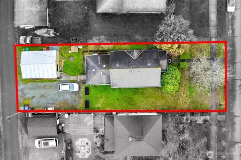 View/Area - 2418 Chestnut St, Everett, WA 98201 photo 1 of 5