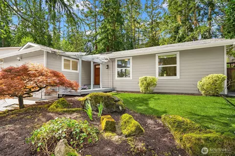 3221 170th Ave NE, Bellevue, WA 98008