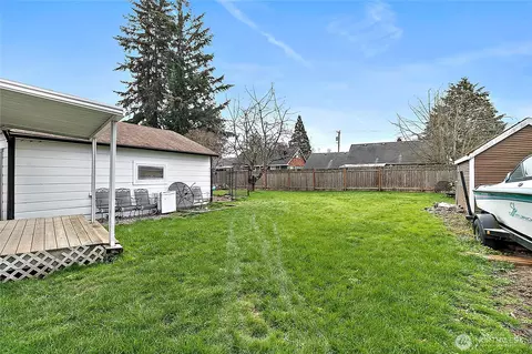 Exterior - 7308 Riverside Rd E, Sumner, WA 98390 photo 8 of 9
