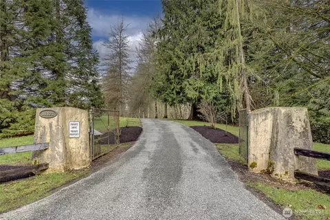 16121 High Bridge Rd, Monroe, WA 98272