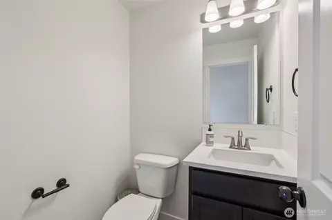 8311 Riverside Dr E, Sumner, WA 98390 photo 12