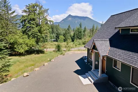 126 Bear Grass Ln, Packwood, WA 98361
