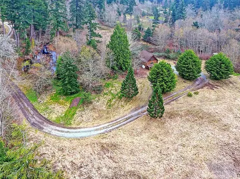 3804 Berry Blvd, Camano Island, WA 98282