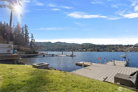 17540 Mallard Cove Ln, Mount Vernon, WA 98274