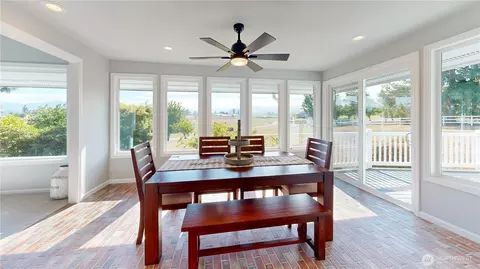 Dining - 20115 SE 424th St, Enumclaw, WA 98022 photo 1 of 1