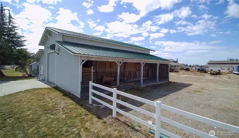 Exterior - 20115 SE 424th St, Enumclaw, WA 98022 photo 6 of 10