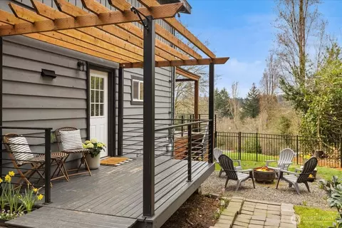9321 Crescent Valley Dr NW, Gig Harbor, WA 98332