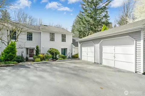 10203 NE 129th Ln, Kirkland, WA 98034